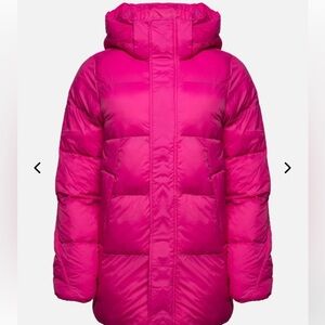 NWT Half days Tabei Parka